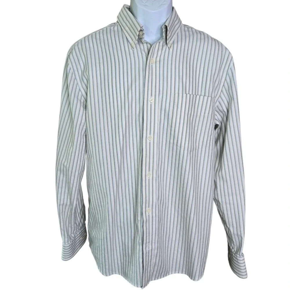 Eddie Bauer Mens Career Button Down Shirt Size M Striped Wrinkle Stain Resistant